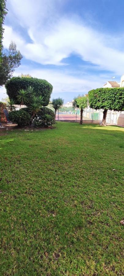 Parque Aromatico Con Dos Piscinas Apartment ตอร์เรเวียคา ภายนอก รูปภาพ